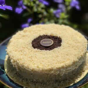 Black and White Double Fromage Cheese Cake (Vegetarians option available)