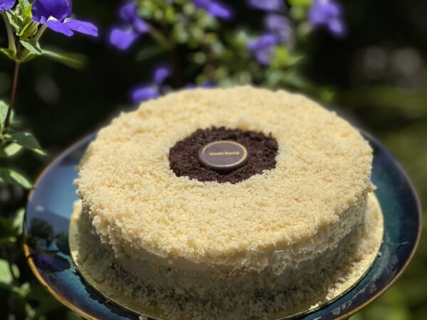 Black and White Double Fromage Cheese Cake (Vegetarians option available)