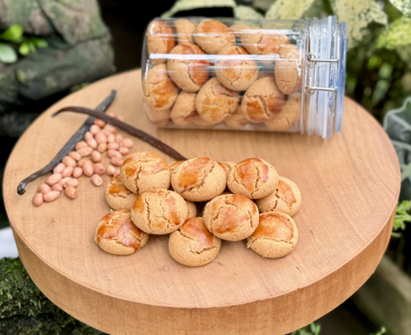 Classic Peanut  Cookies